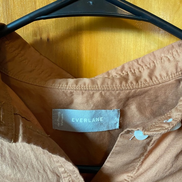 Everlane Tawny Brown Silky Cotton Button Down - Picture 7 of 8
